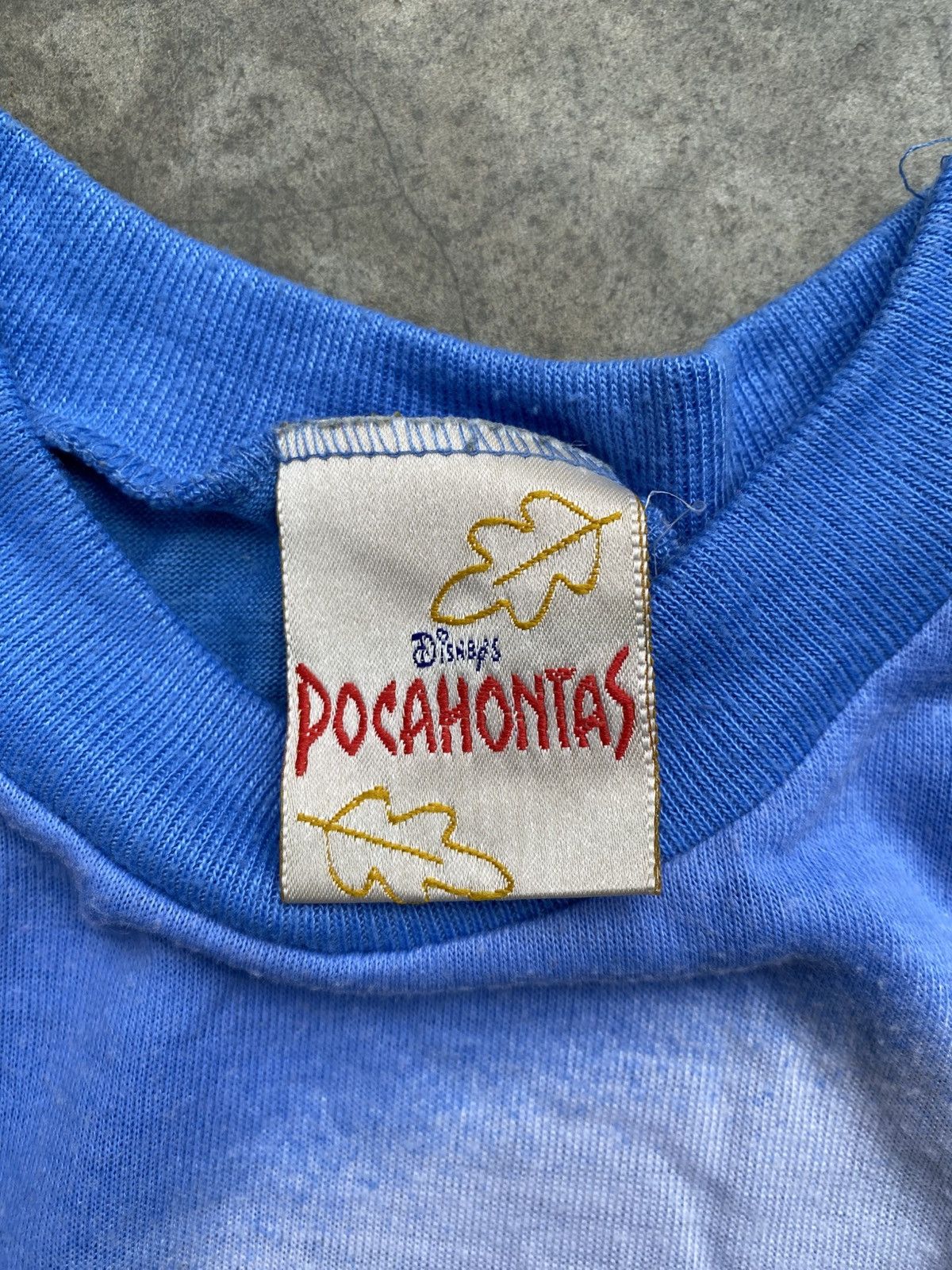 Disney vintage-style Disney Pocahontas T-shirt Size US XXS / EU 40 - 6 Thumbnail