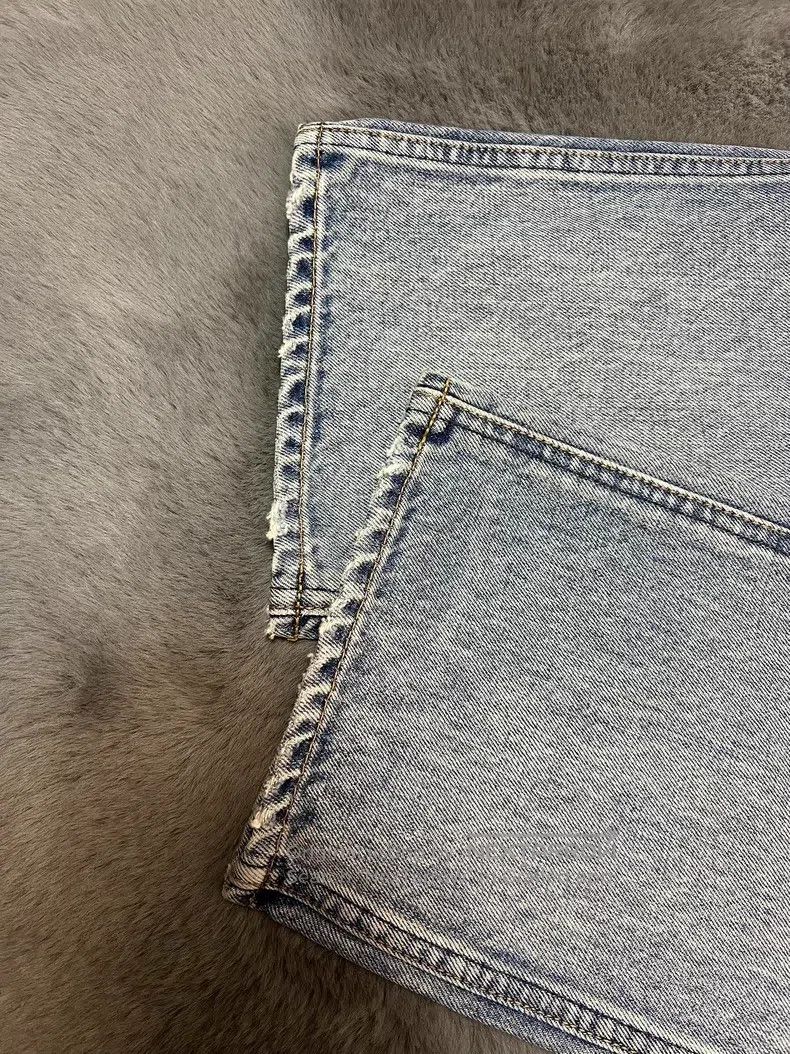 Celine CELINE Single Knee Slash Destroyed Light Blue Washed Strai Size US 27 - 7 Thumbnail