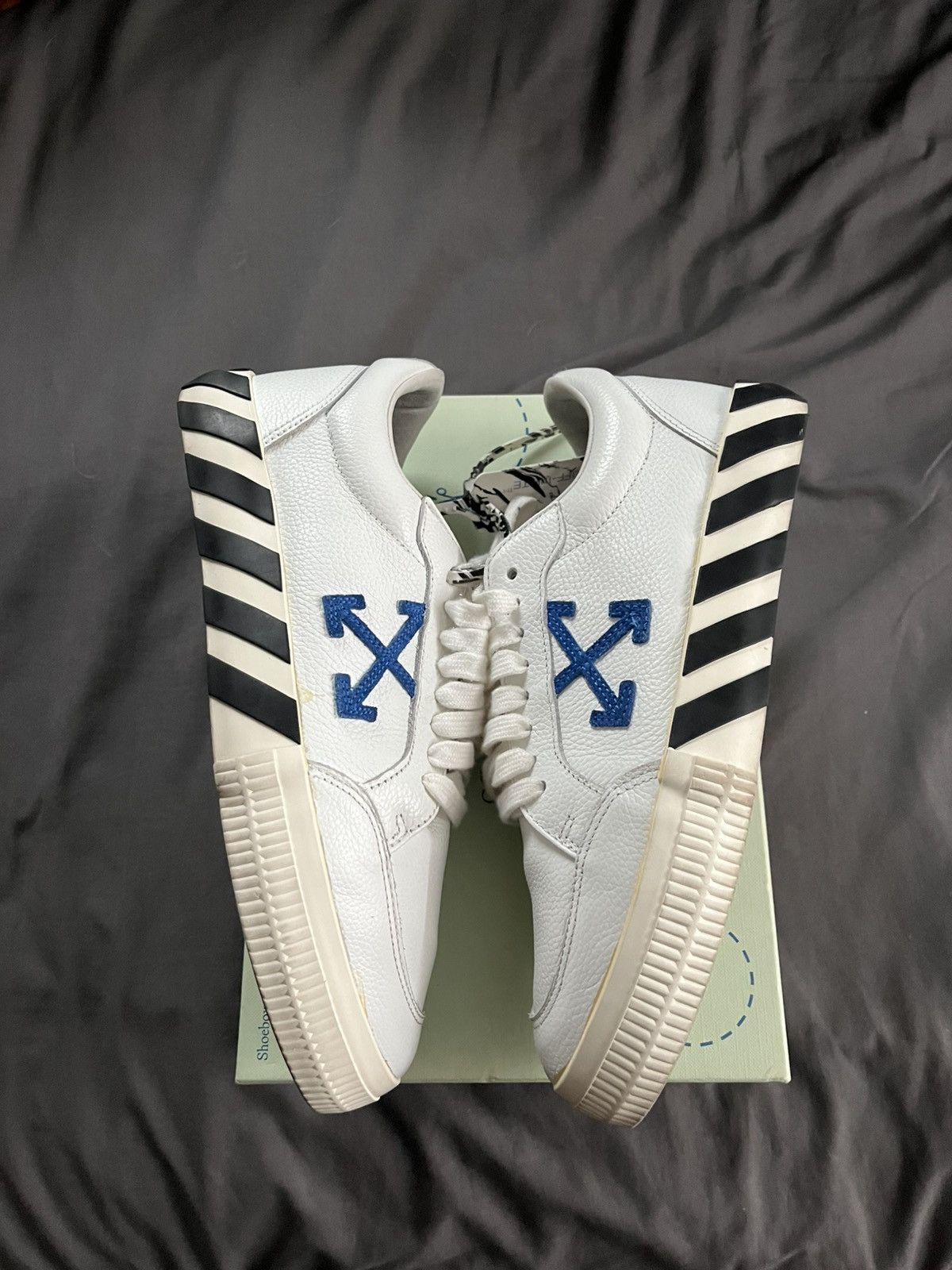 Off-White Off-White Vulcanized Sneaker Size US 9 / EU 42 - 3 Thumbnail
