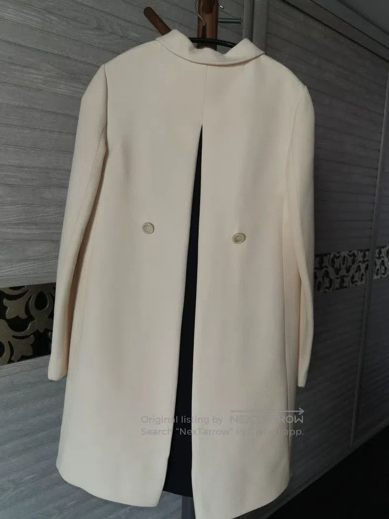 Valentino Valentino Medium and long coat Size S / US 4 / IT 40 - 2 Thumbnail