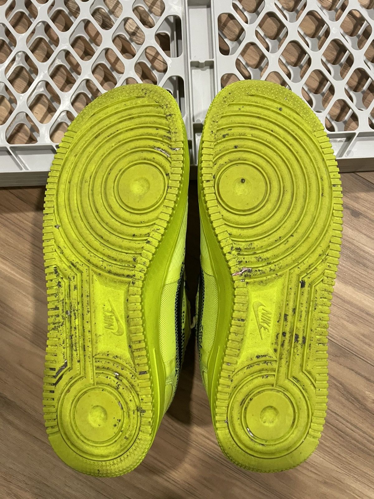 Nike × Off-White Off White x Nike Air Force One ‘Volt’ Size US 9 / EU 42 - 6 Thumbnail