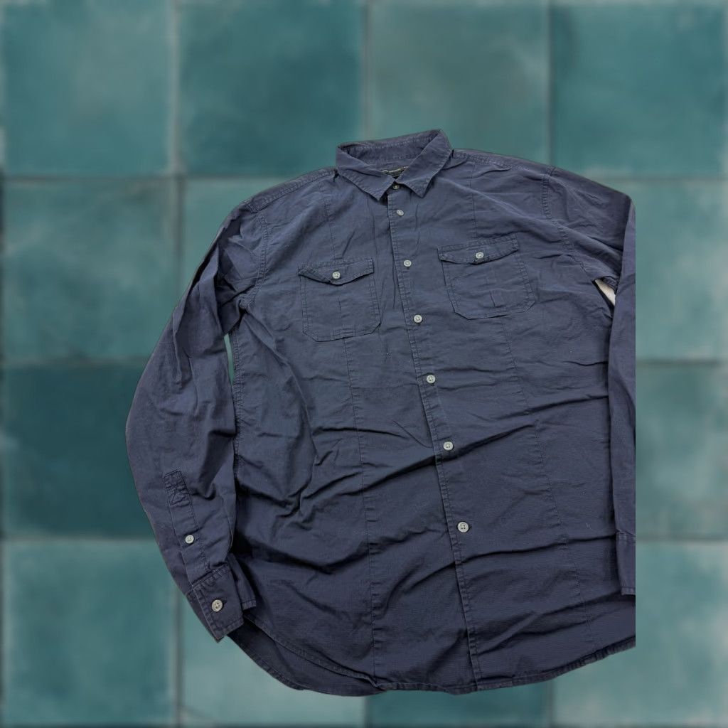John Varvatos John Varvatos Shirt Mens L Blue Solid Long Sleeve Button Up Pockets Casual Size US L / EU 52-54 / 3 - 1 Thumbnail