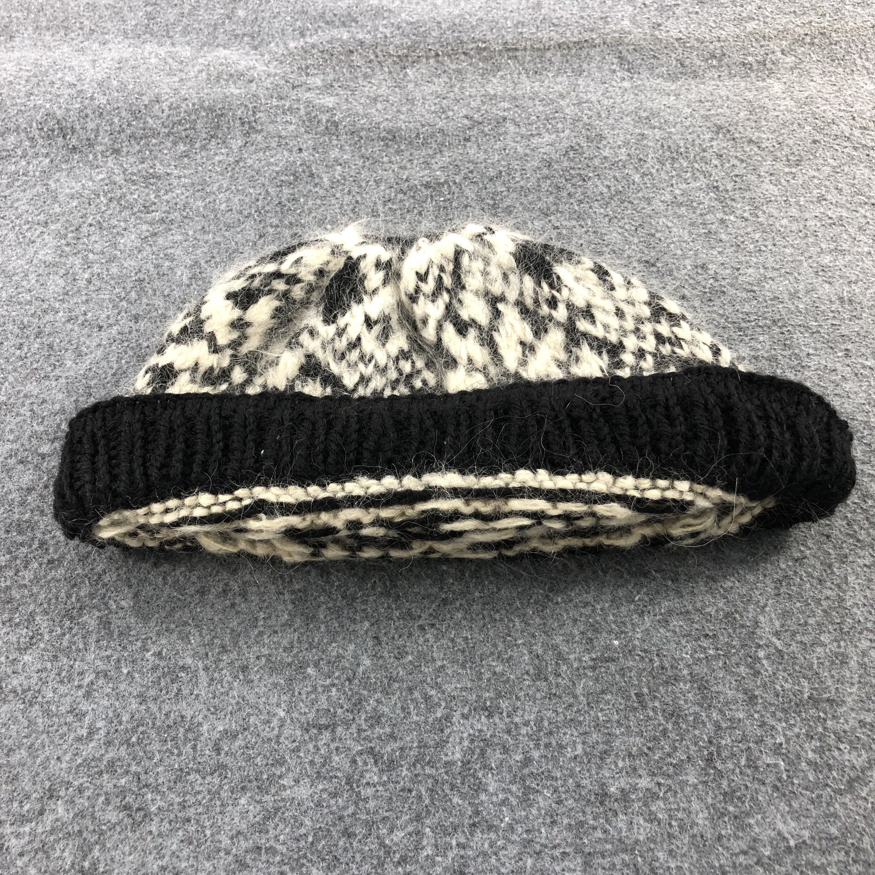 Vintage Folk Fair Isle Patterned Knit Beanie Cap B109 Size ONE SIZE - 3 Thumbnail