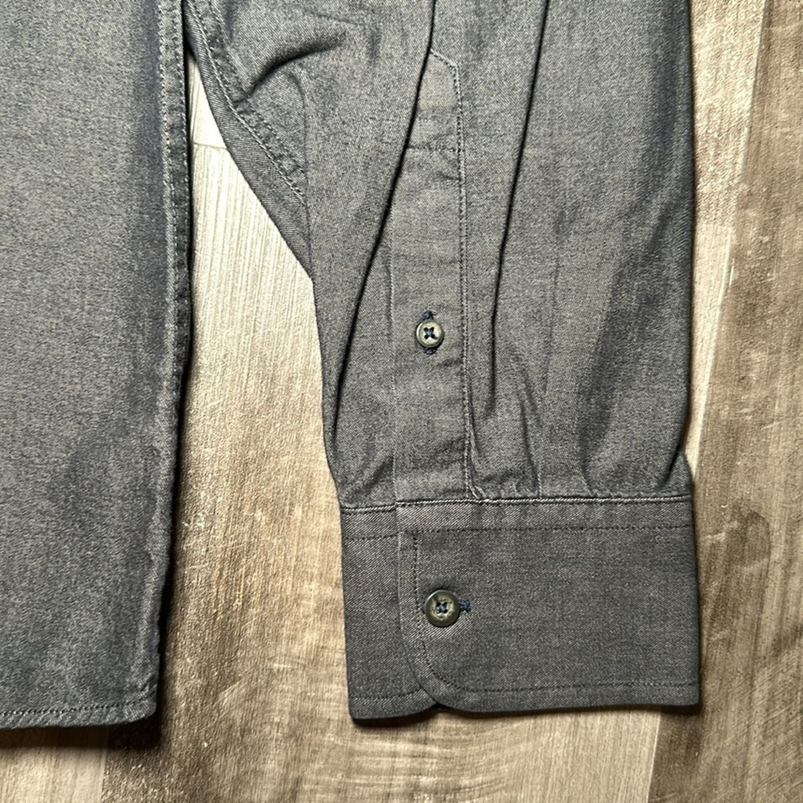 UNTUCKit UNTUCKit Long Sleeve Button Down - 2XL Size US XXL / EU 58 / 5 - 4 Thumbnail
