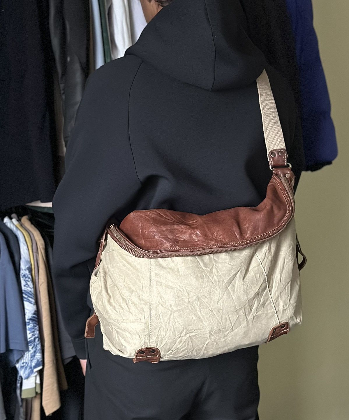 Japanese Brand Authentic SAG Life Tokyo Large Messenger Carrier