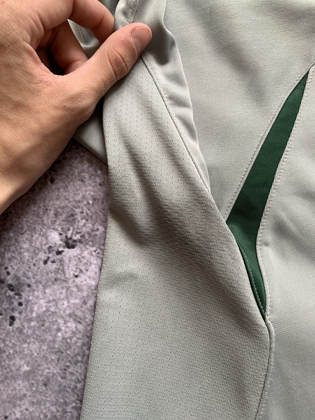 Nike × Vintage 🔥VINTAGE NIKE CELTIC 2000s TRAINING JERSEY Size US XL / EU 56 / 4 - 11 Thumbnail