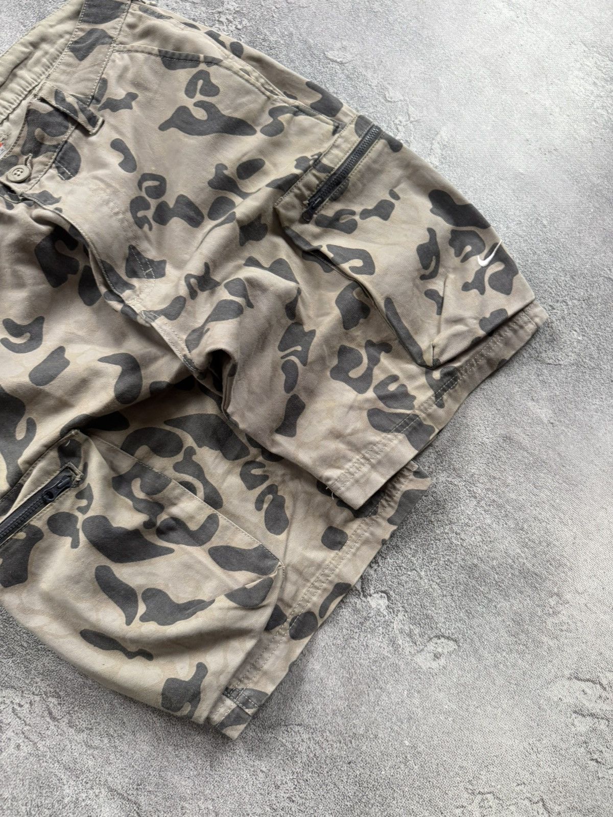 Nike Nike M/size camouflage cargo shorts 🩳 casual Size US 32 / EU 48 - 3 Thumbnail