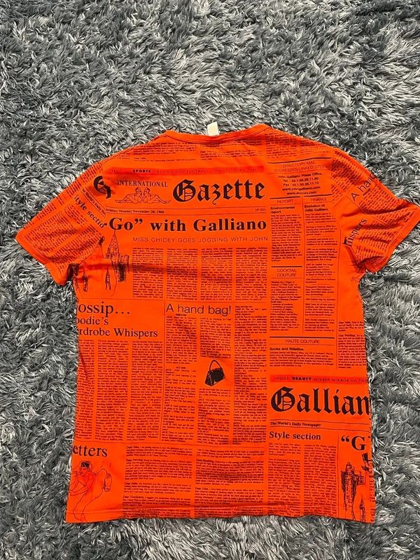 John Galliano John Galliano Gazette Orange T-shirt Size US M / EU 48-50 / 2 - 13 Thumbnail