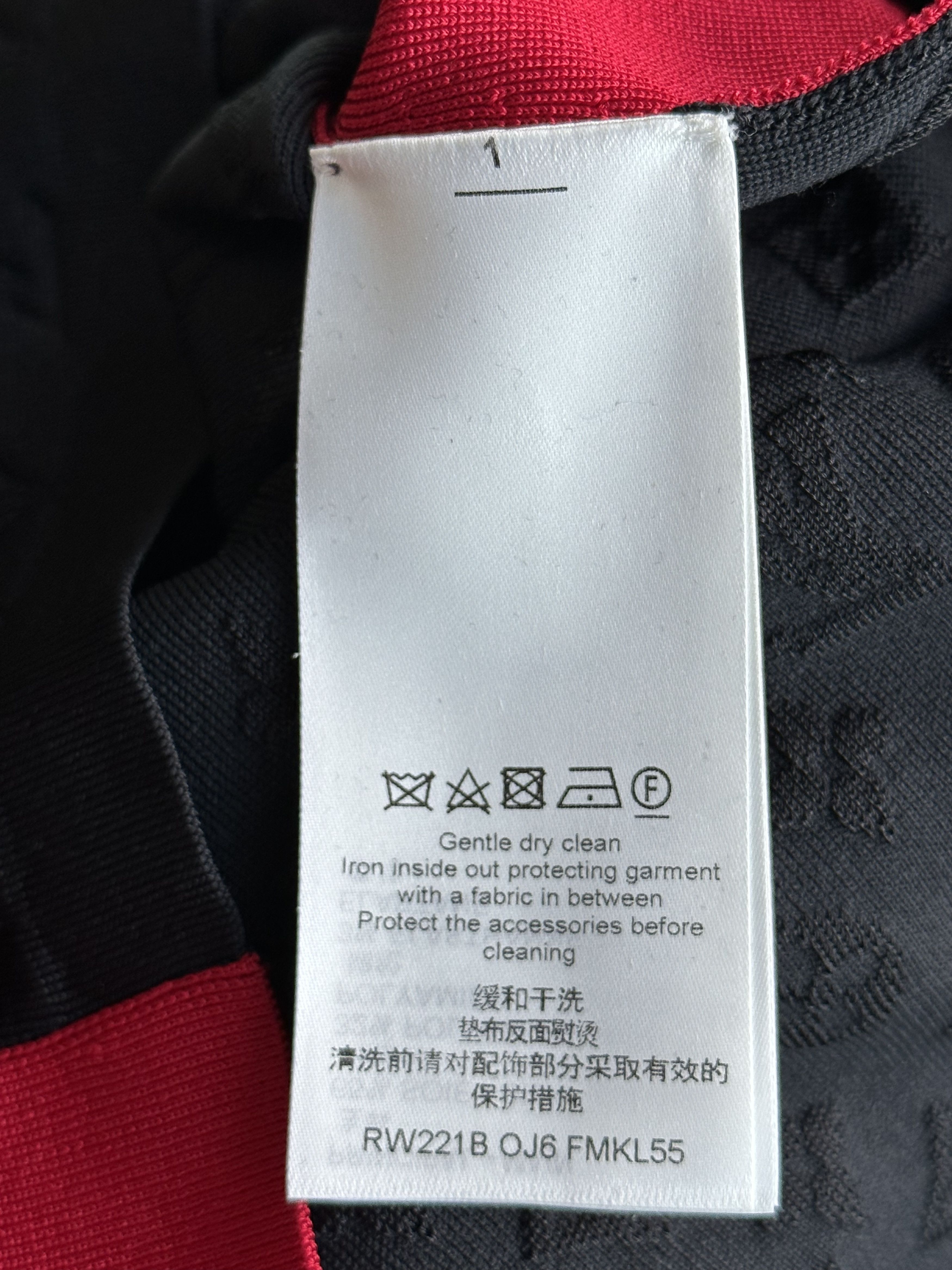 Louis Vuitton Louis Vuitton Black & Red Monogram Women's Sweater Size XS / US 0-2 / IT 36-38 - 4 Thumbnail