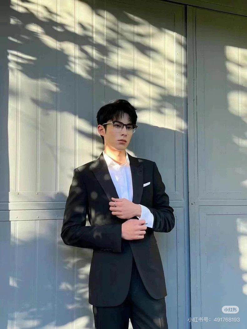 Yves Saint Laurent Saint Laurent Sword Collar Satin Smoking Suit 2502-Nextarro Size 50R - 5 Thumbnail