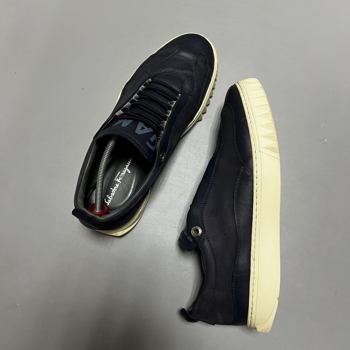Salvatore Ferragamo Salvatore Ferragamo Navy Blue Leather Sneakers Men's Size US 9 / EU 42 - 10 Thumbnail
