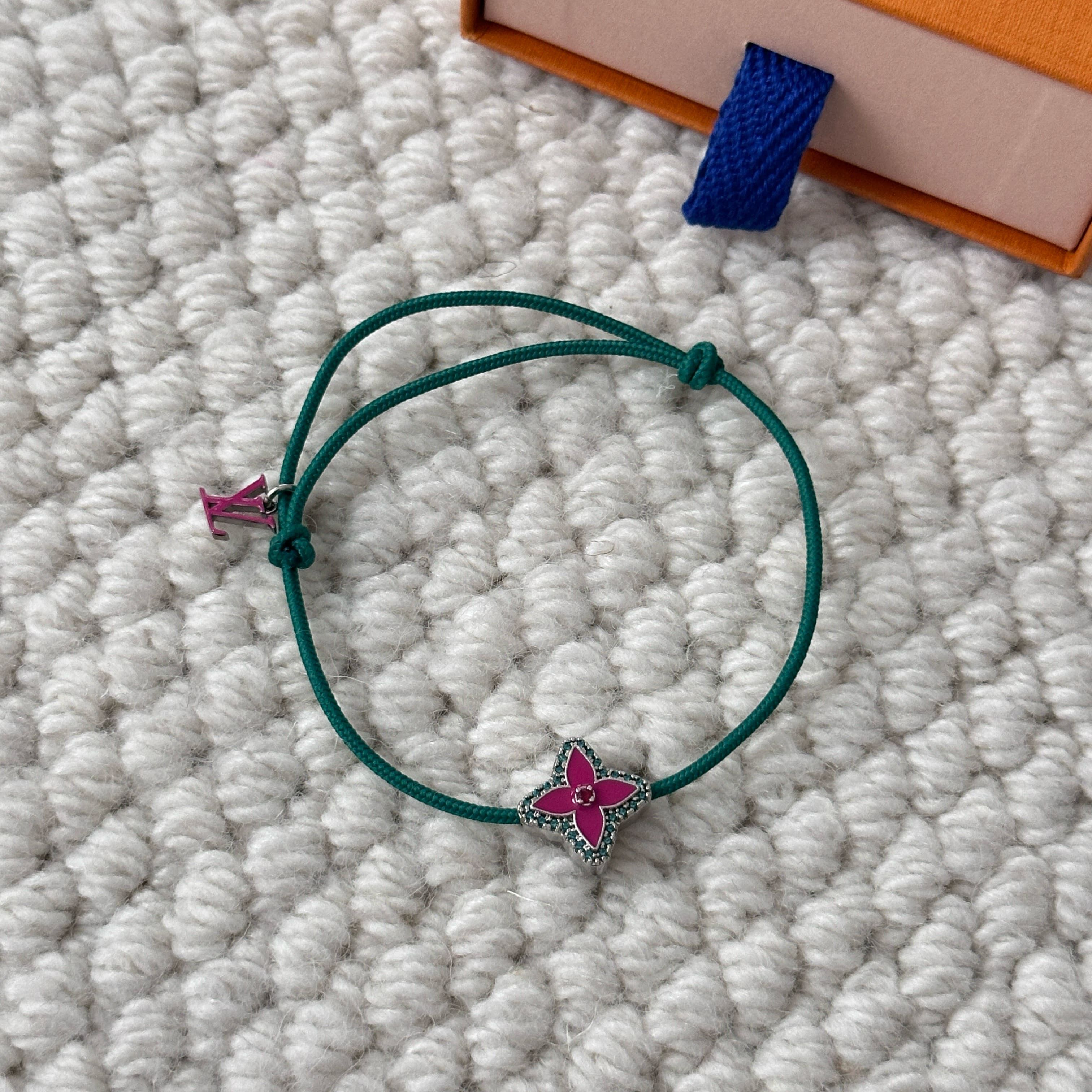 Louis Vuitton MONOGRAM FLOWER STESIA Bracelet | Grailed
