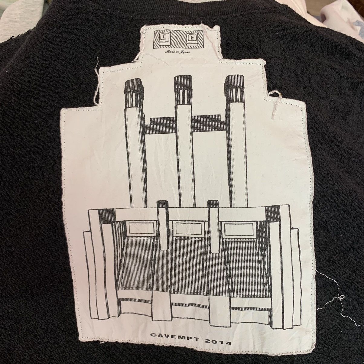 Cav Empt CAV EMPT 2014 EVERYONE IS A REPLACEABLE CREWNECK Size US S / EU 44-46 / 1 - 7 Thumbnail