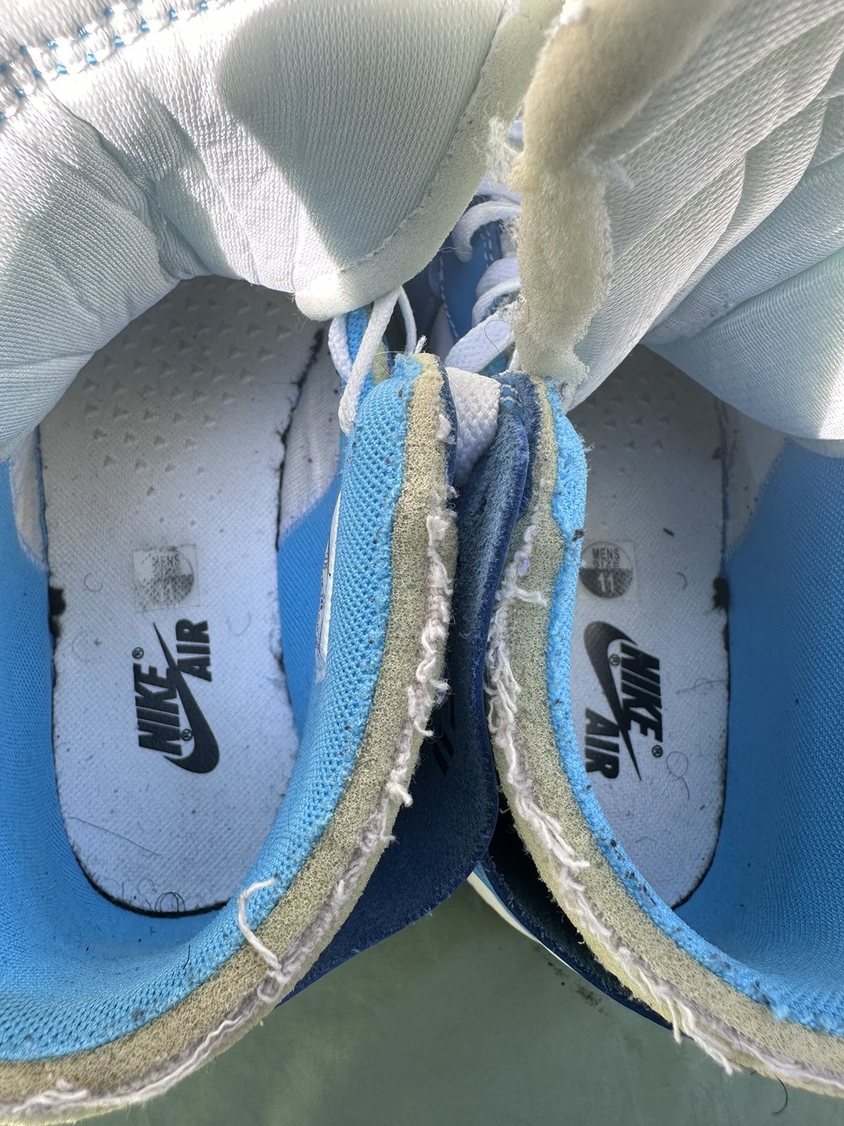 Jordan Brand *Final Price Drop* Air Jordan 1 OFFWHITE UNC Size US 11 / EU 44 - 15 Thumbnail