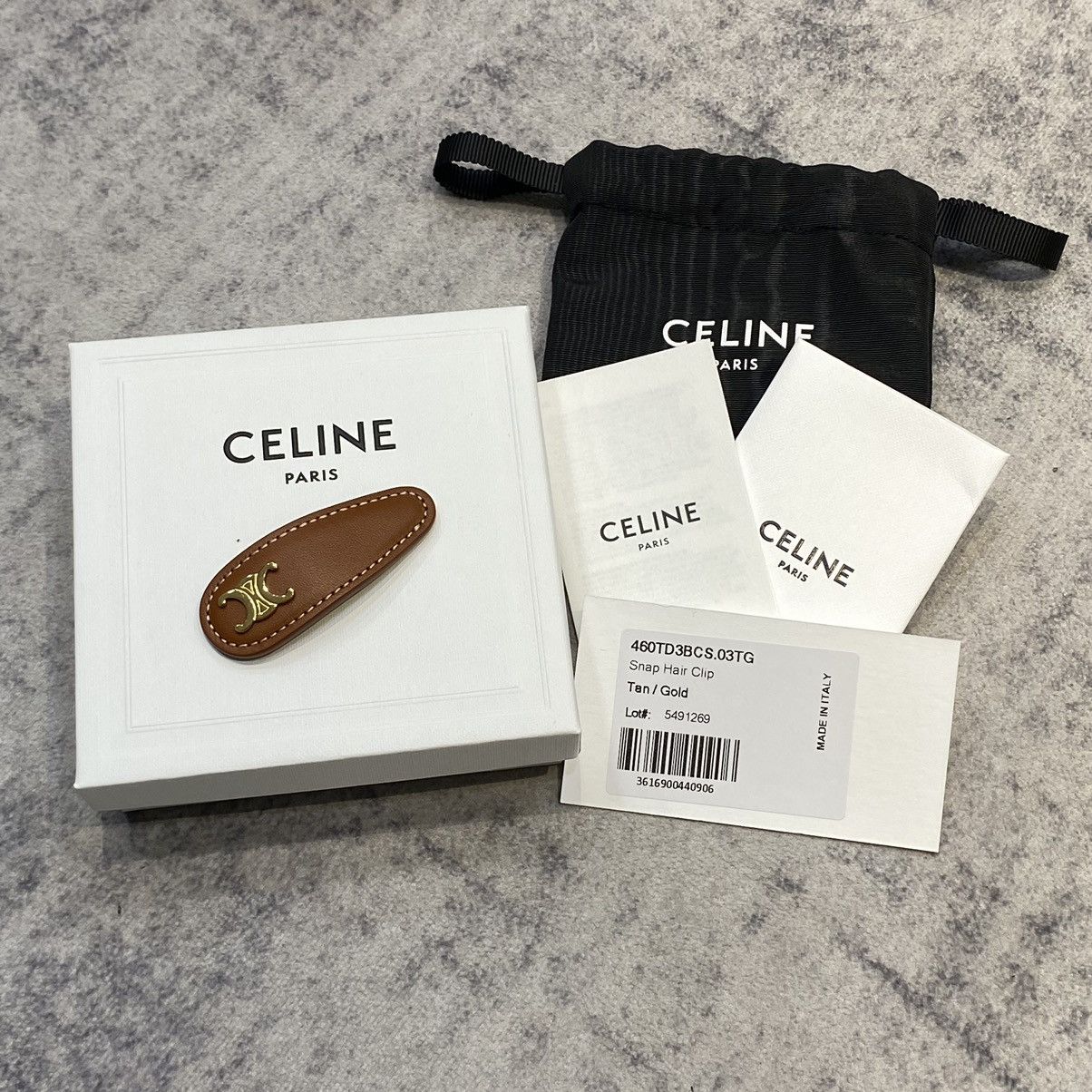 Celine CELINE Triomphe Snap Hair Clip In Calfskin TAN/GOLD Size ONE SIZE - 5 Thumbnail