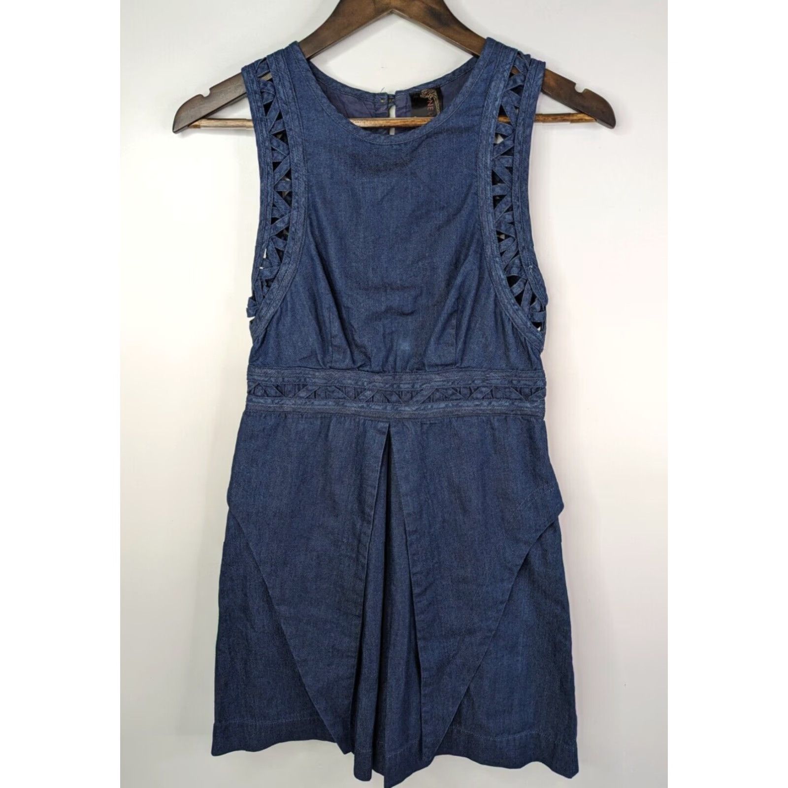 Free People Free People Mini Dress New Romantics Highland Lattice Denim Wash Blue Size 0 Sleeveless Round Neck Button Front Casual Short Dress Womens Size XS / US 0-2 / IT 36-38 - 2 Thumbnail