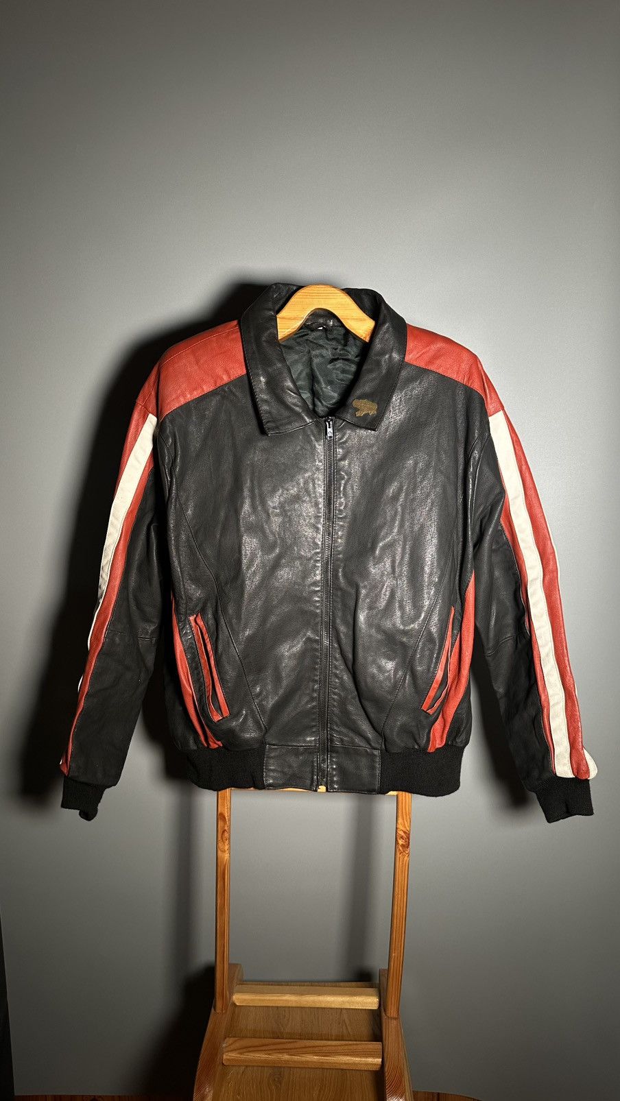 Vintage Vintage leather jacket with an American flag and eagle Size US L / EU 52-54 / 3 - 2 Thumbnail