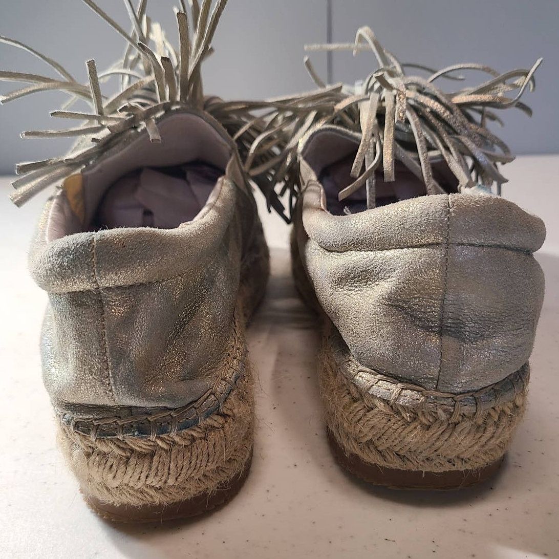 J/Slides J Slides Raoul Espadrilles Pompom Metallic Leather Sneaker 7 Size US 7 / IT 37 - 5 Thumbnail