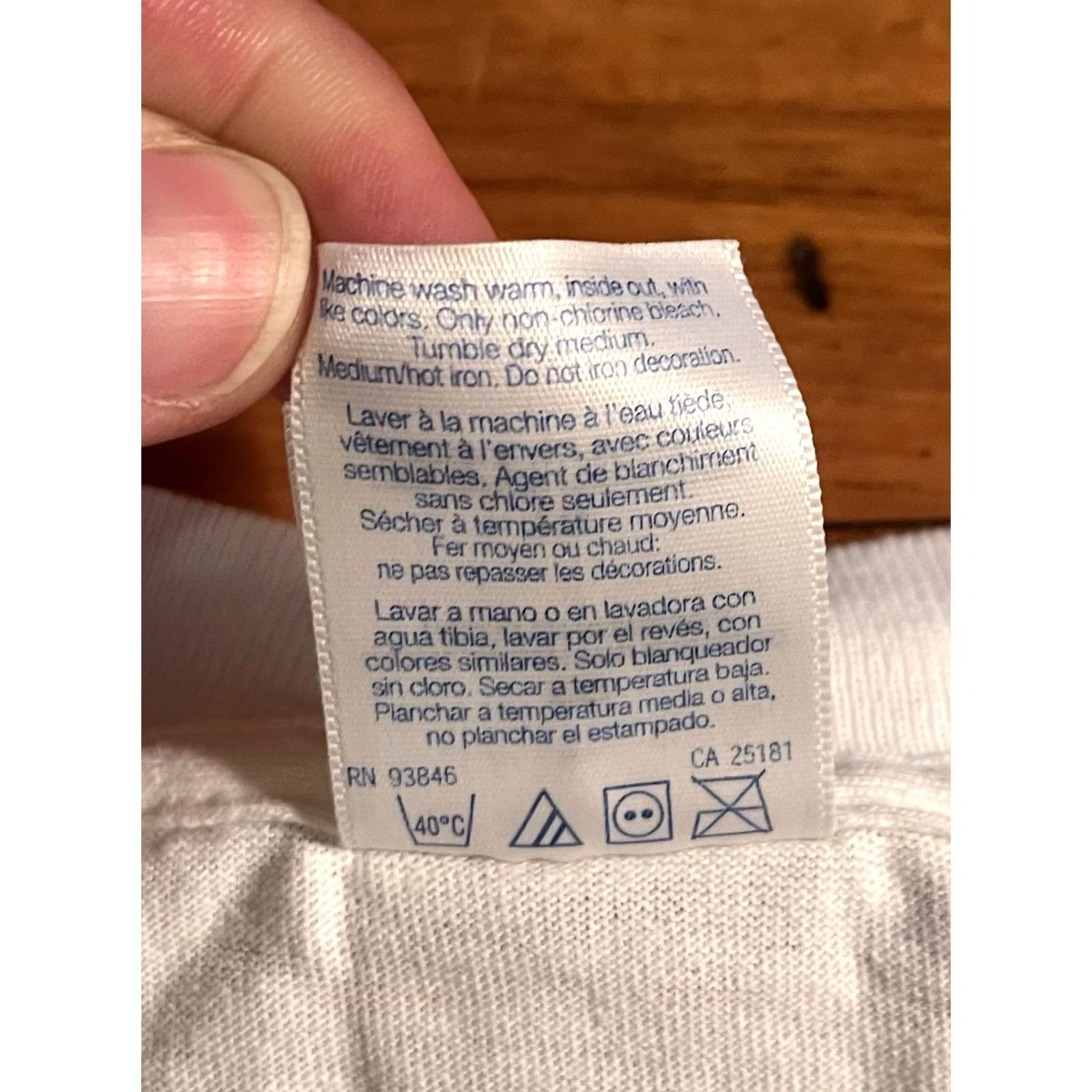 Gildan VINTAGE New York Blood Center 6 Train Subway Shirt Men’s XL White 90s City Logo T-Shirt Size US XL / EU 56 / 4 - 5 Thumbnail