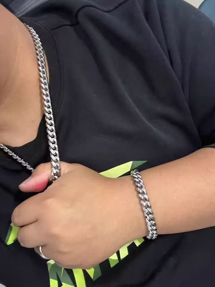 Japanese Brand 8MM Width Stainless Steel Cuban Chain Necklace 50 cm Size ONE SIZE - 3 Thumbnail