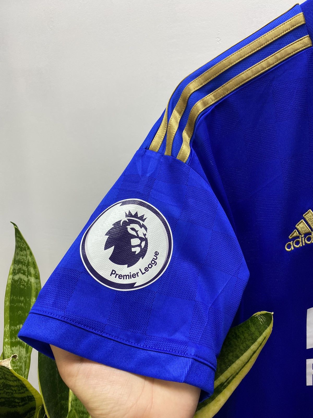 Adidas Leicester City 2019-2020 Home Soccer Jersey Football Shirt Size US L / EU 52-54 / 3 - 11 Thumbnail