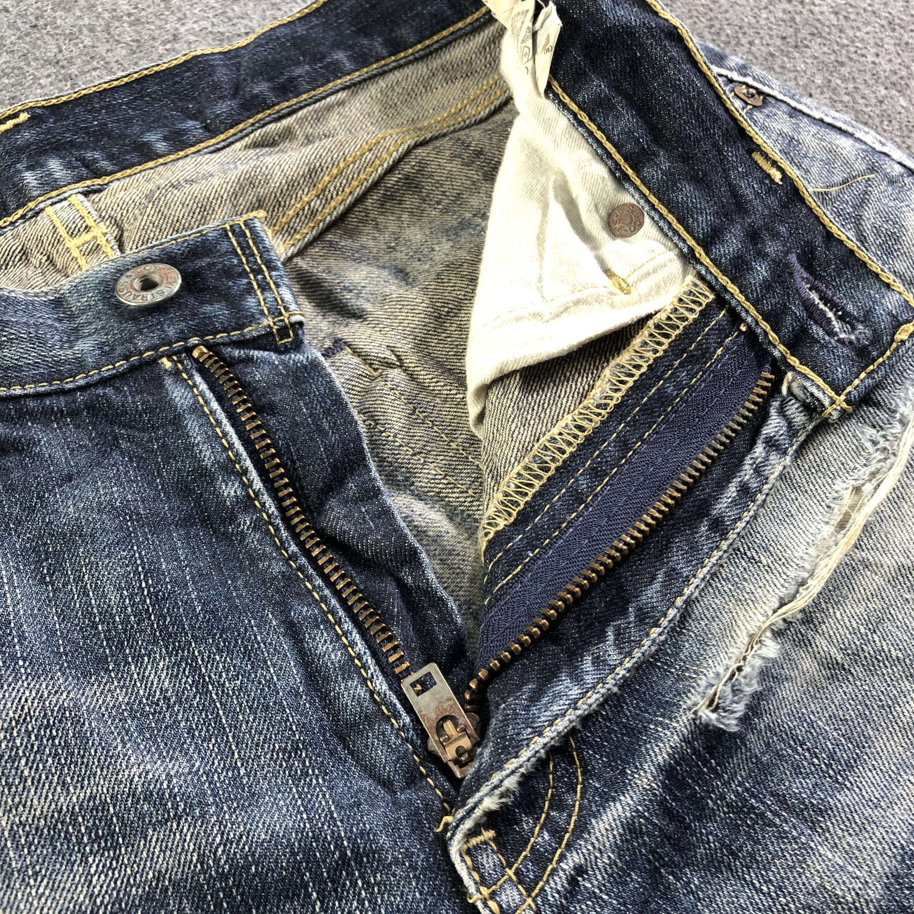 Levi's Vintage Levis 502 Jeans-J3898 Size US 29 - 9 Thumbnail
