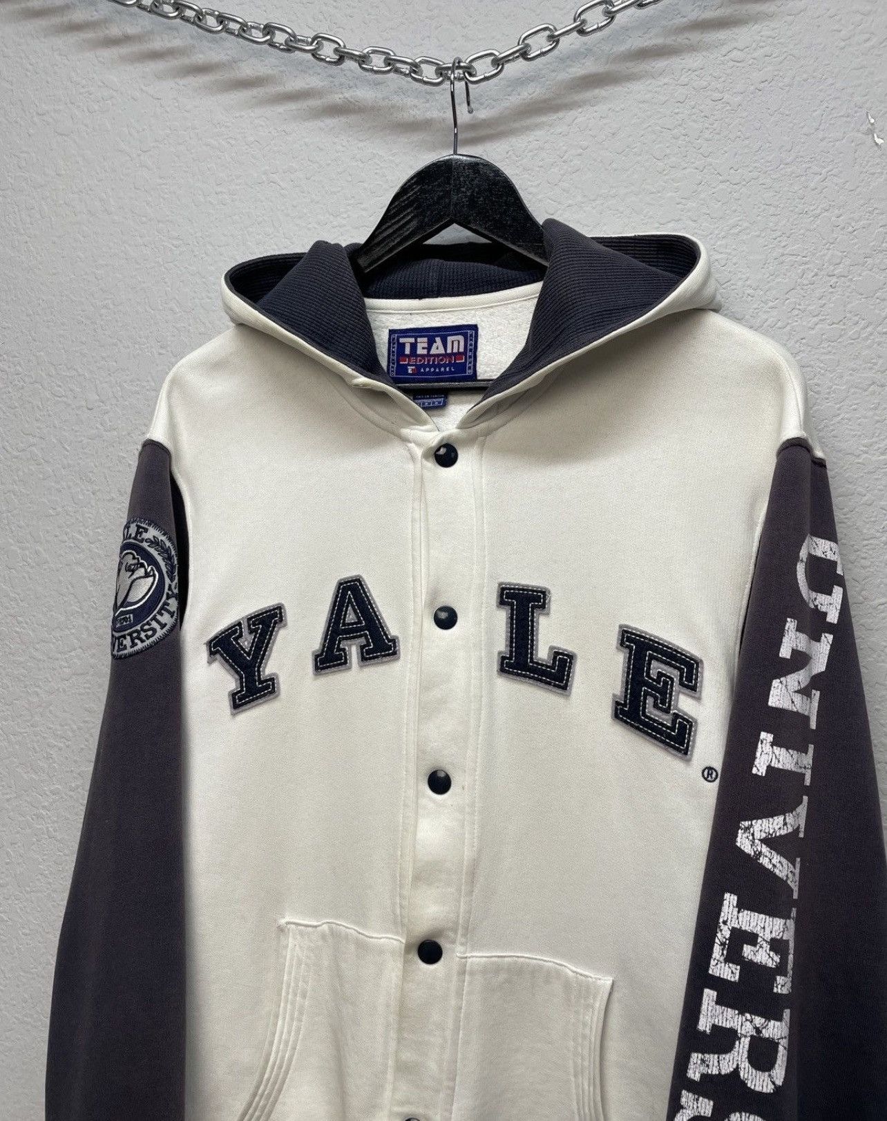 Vintage Y2K Yale University Boxy Fit Big Logo Zip Hoodie
