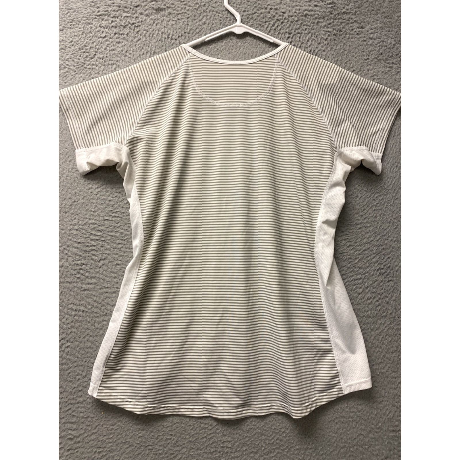 Eddie Bauer Eddie Bauer Womens Shirt Active Pullover Short Sleeve Gray Striped /106-17 Size XL / US 12-14 / IT 48-50 - 7 Thumbnail