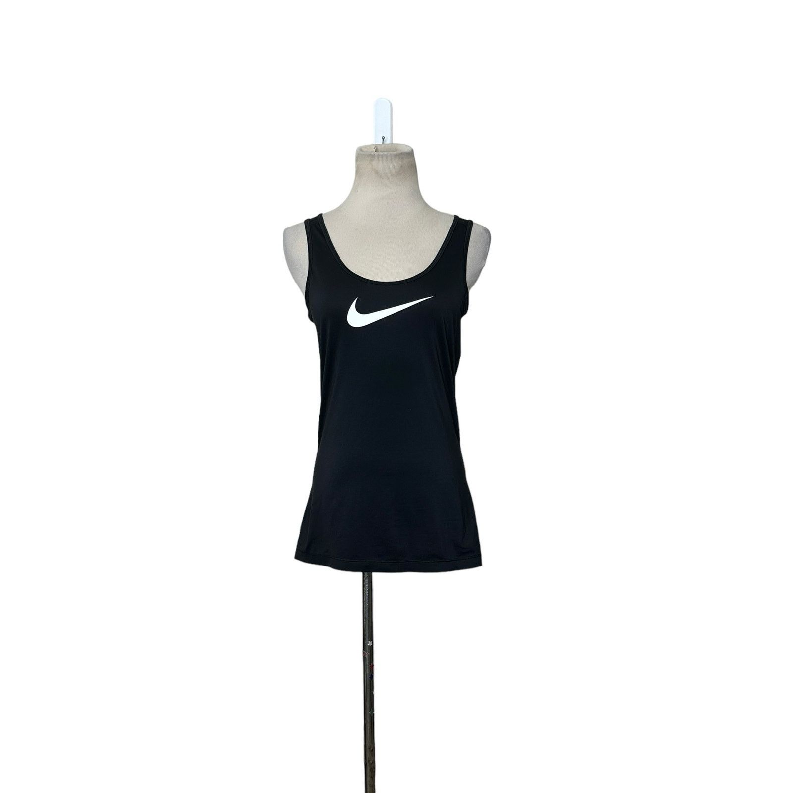 Nike Nike top black logo athletic tank top size small Size S / US 4 / IT 40 - 7 Thumbnail