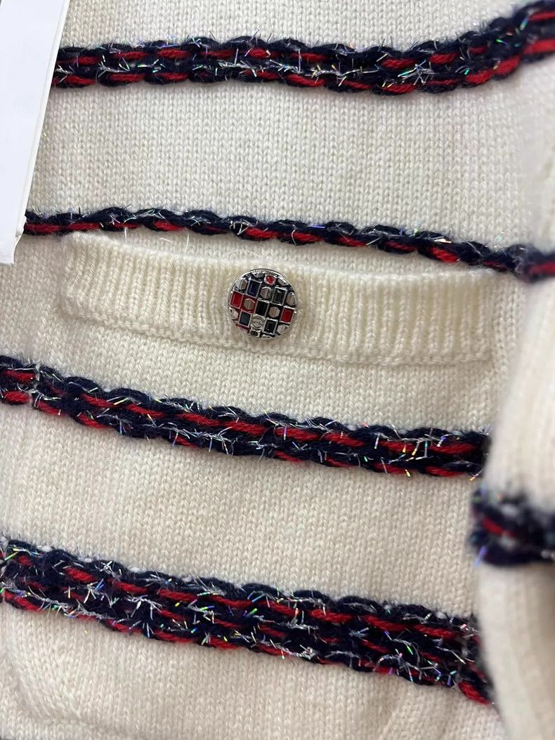 Chanel Chanel Roof series cashmere knitted short sleeves Size S / US 4 / IT 40 - 2 Thumbnail