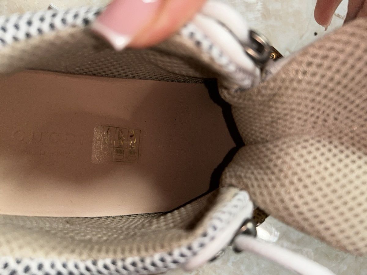 Gucci gucci flashtrek removable crystals sneakers size 35 Size US 5 / IT 35 - 6 Thumbnail