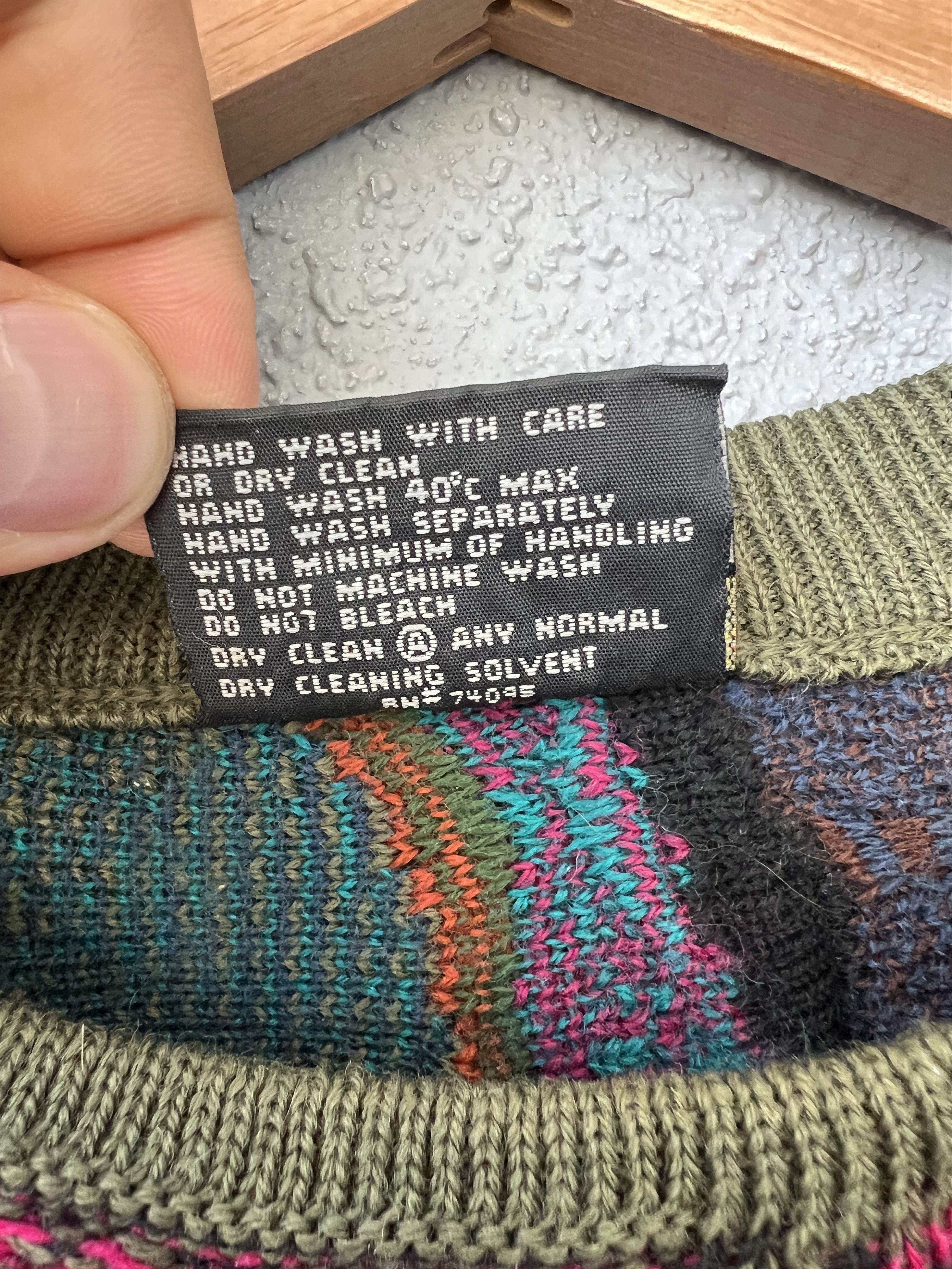 Coogi Vintage Coogi Sweater L Size US L / EU 52-54 / 3 - 3 Thumbnail