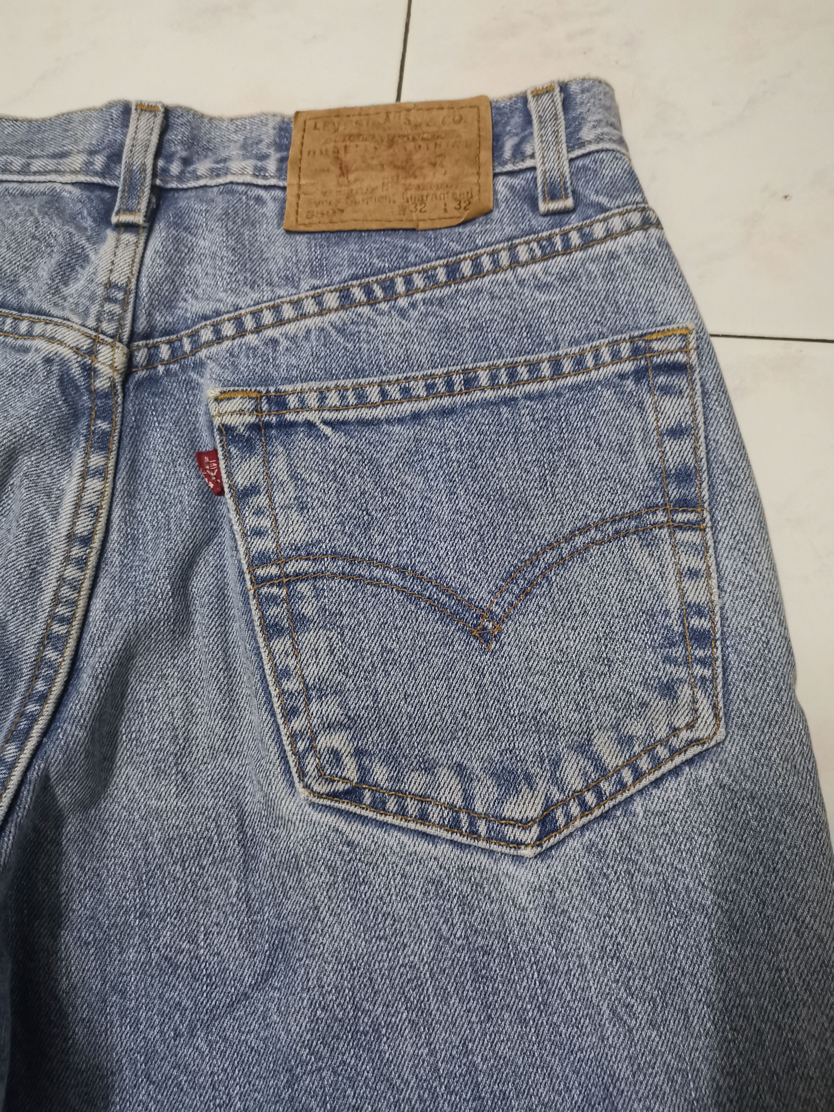If Six Was Nine Vintage Levis 550 Light blue jeans Size US 32 / EU 48 - 3 Thumbnail