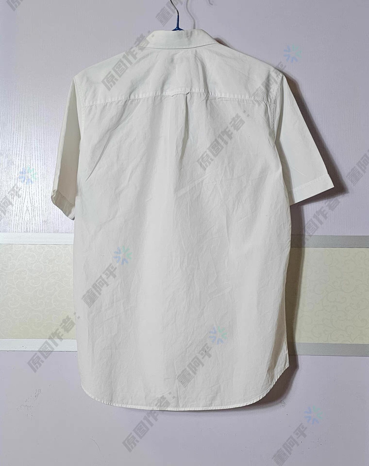Valentino Valentino men's short-sleeve shirt, Q4 Size US M / EU 48-50 / 2 - 4 Thumbnail
