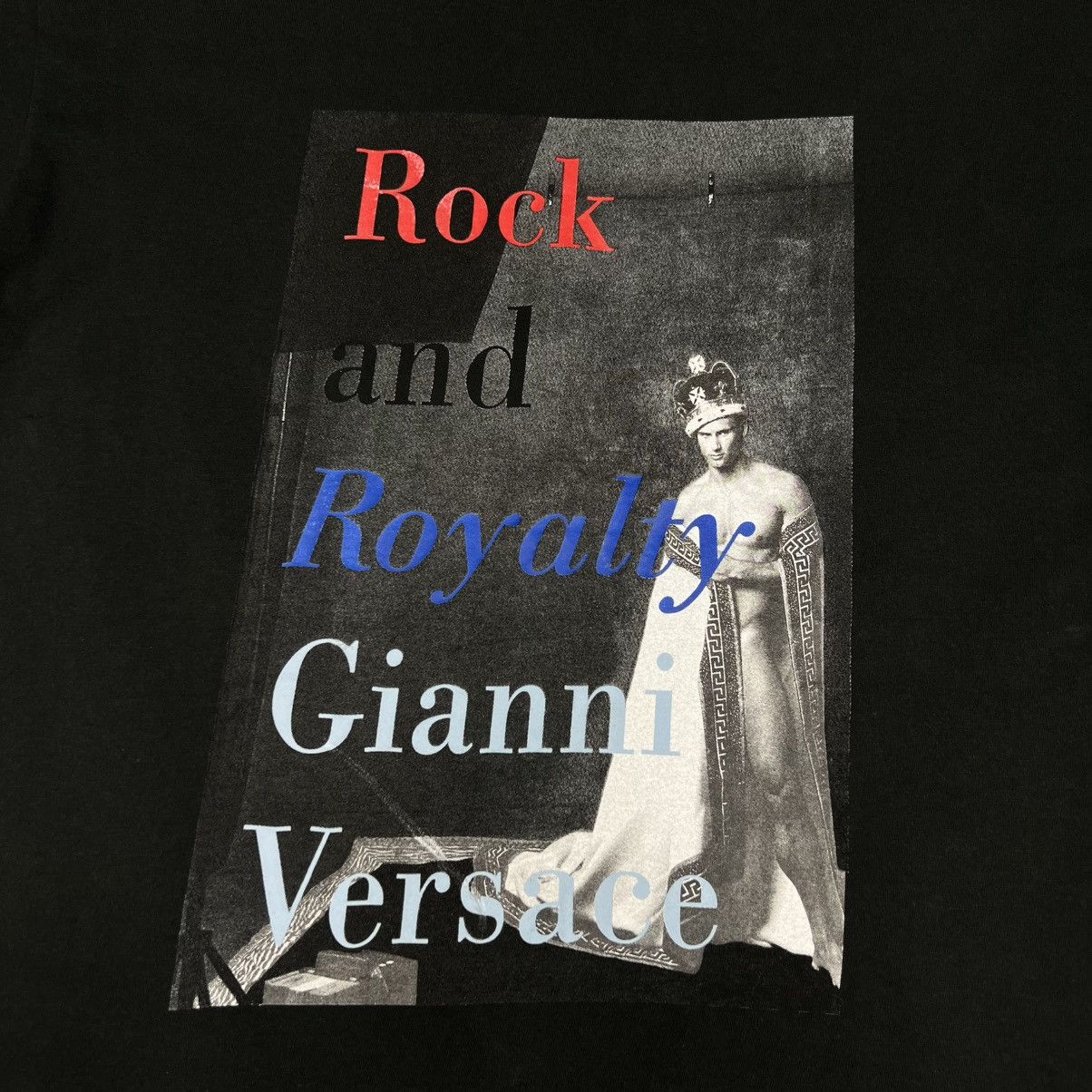 Versace RARE 90s Versace Bruce Weber Rock & Royalty Luxury T-shirt Size US XL / EU 56 / 4 - 8 Thumbnail