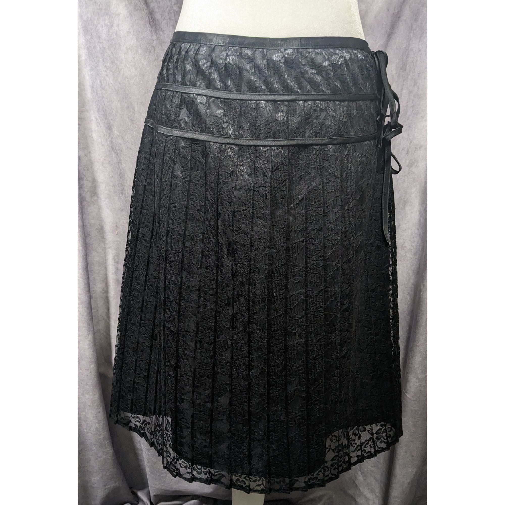 Other Apostrophe Gothic Lace Pleated Side Tie Formal Skirt Size 10 Size 32" / US 10 / IT 46 - 6 Thumbnail