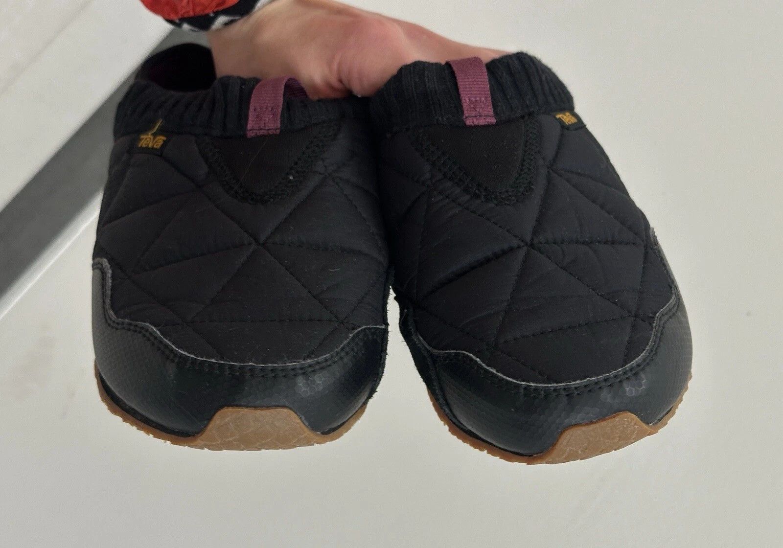 Teva Teva Women's Ember Quielted Slip On Casual Shoes Black Size US 6 / IT 36 - 10 Thumbnail