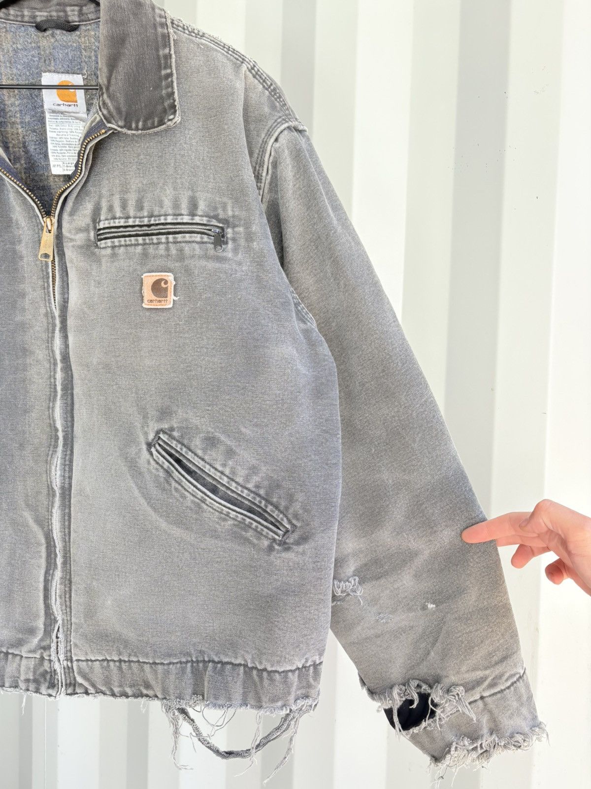 Carhartt Vintage Carhartt Detroit Faded Thrashed Jacket ERD GRUNGE Size US XL / EU 56 / 4 - 4 Thumbnail