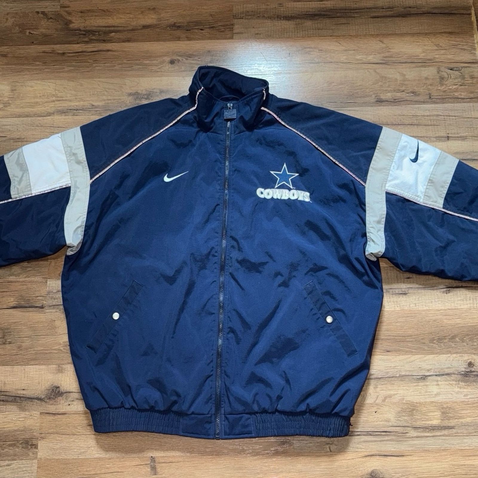 Nike 90s Nike Team NFL Pro Line Dallas Cowboys Zip Up Jacket Size US XL / EU 56 / 4 - 10 Thumbnail