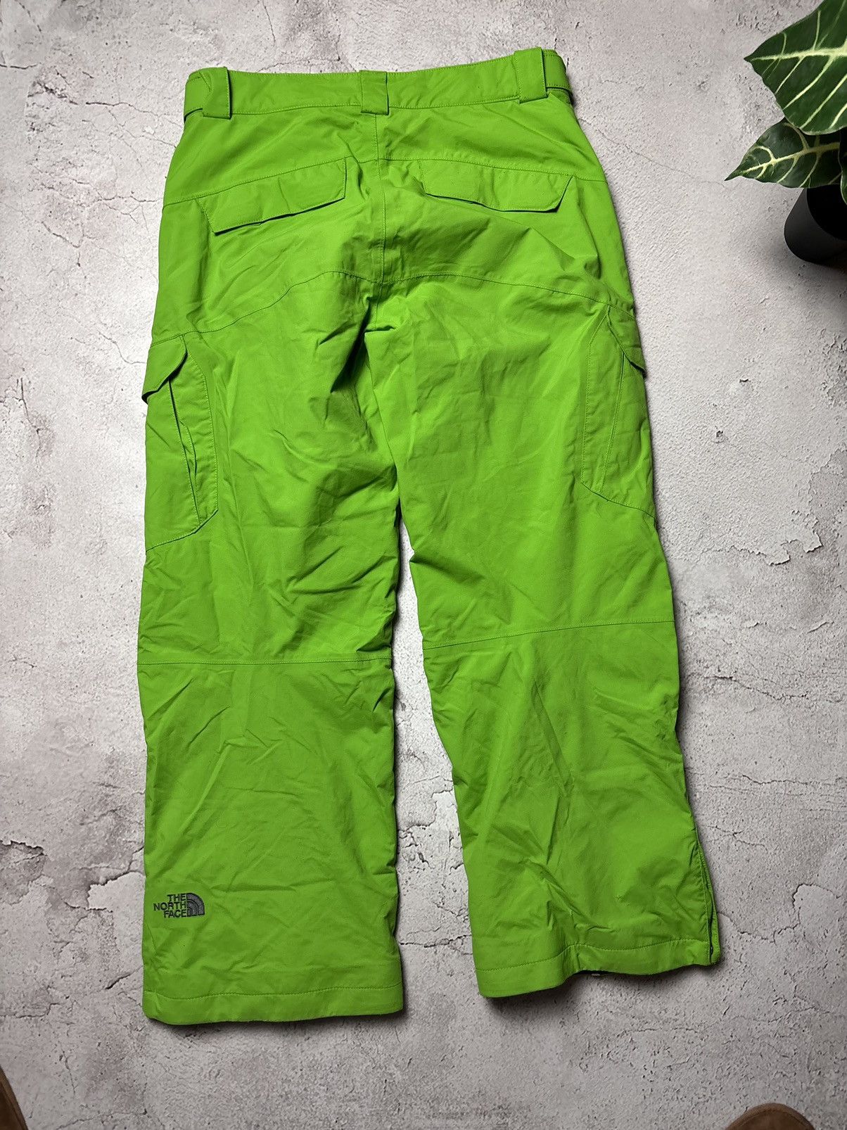 The north face mens insulated hyvent ski pants M