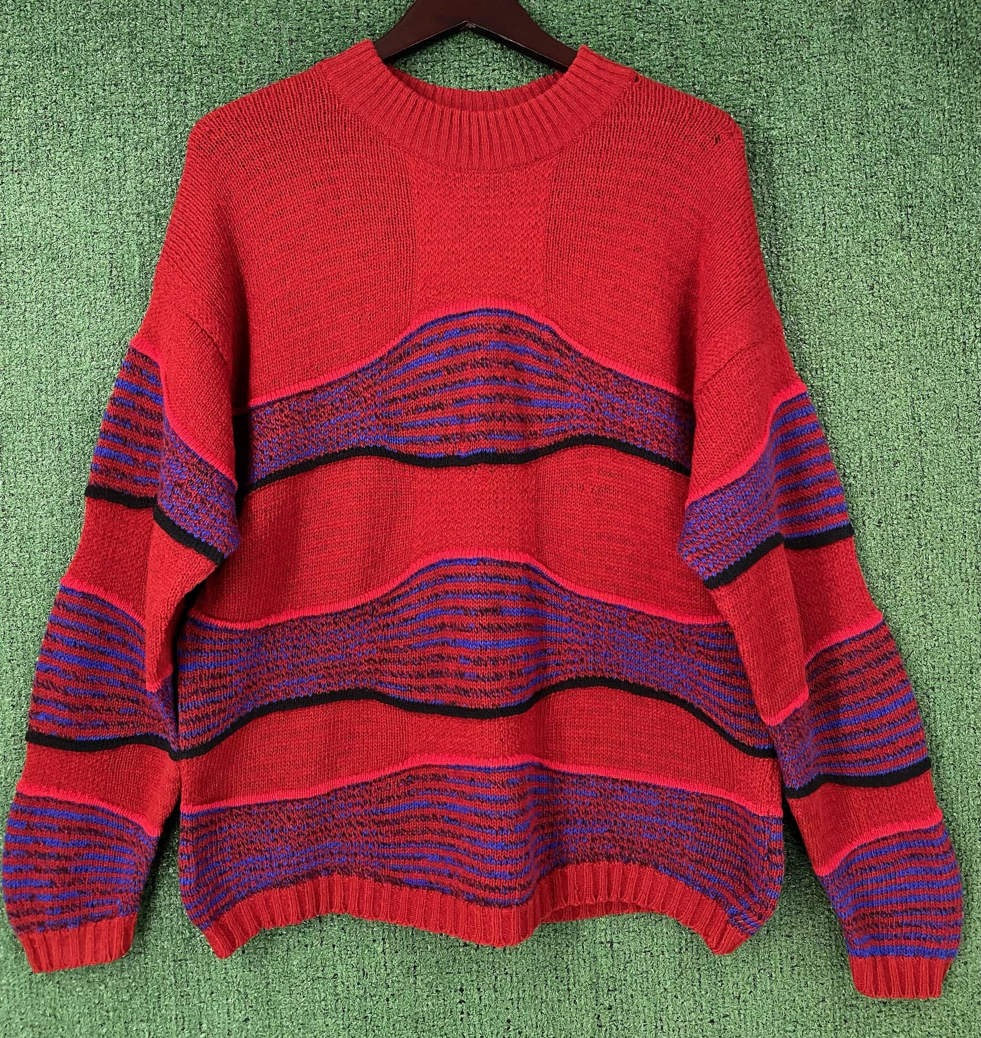 Benetton 80’s Benetton 100% Wool 3D Knit Distressed Sweater Medium Size US M / EU 48-50 / 2 - 1 Thumbnail