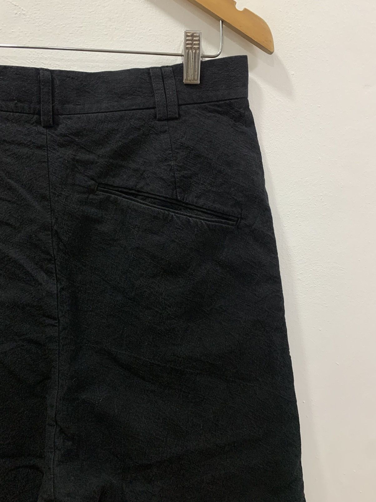 Song For The Mute SONG FOR THE MUTE TEXTURED - FALSE TWO-PIECE CROPPED PANTS Size US 32 / EU 48 - 9 Thumbnail