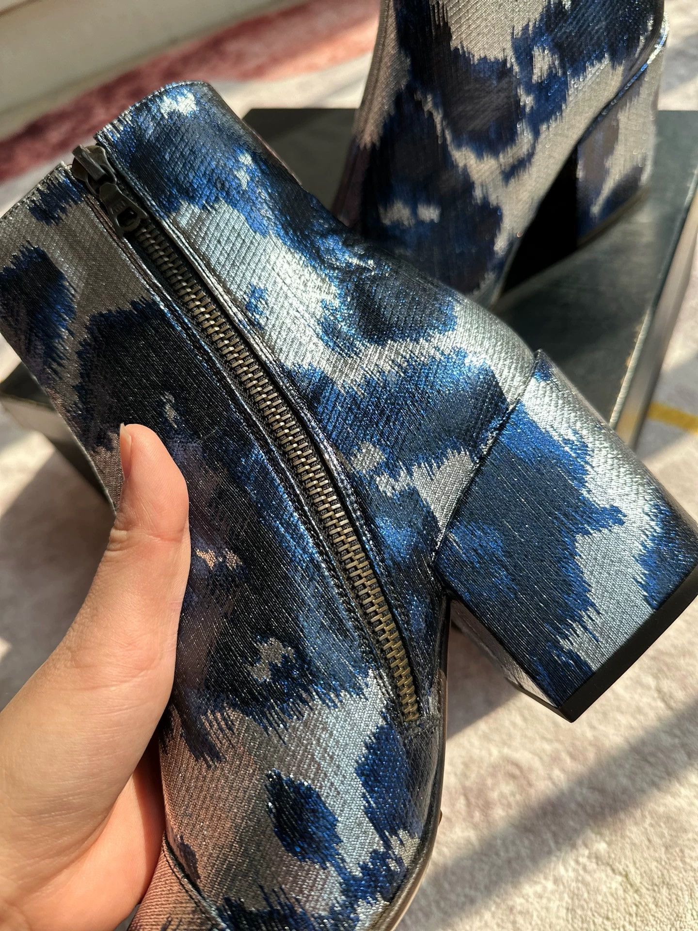 Dries Van Noten Dries Van Noten Shimmering Classic Boots EU 35.5 Size US 5 / IT 35 - 2 Thumbnail