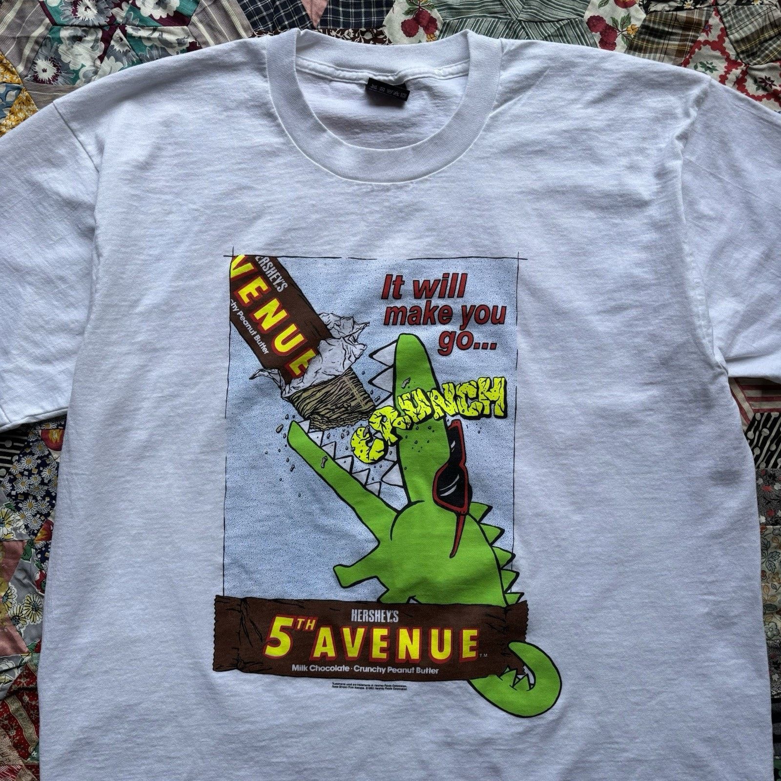 Other Vintage 1992 Hersheys Promo T-Shirt Size US XL / EU 56 / 4 - 1 Thumbnail