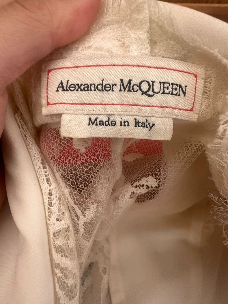 Alexander McQueen Alexander Mcqueen Lace suit for the catwalk Size S / US 4 / IT 40 - 4 Thumbnail