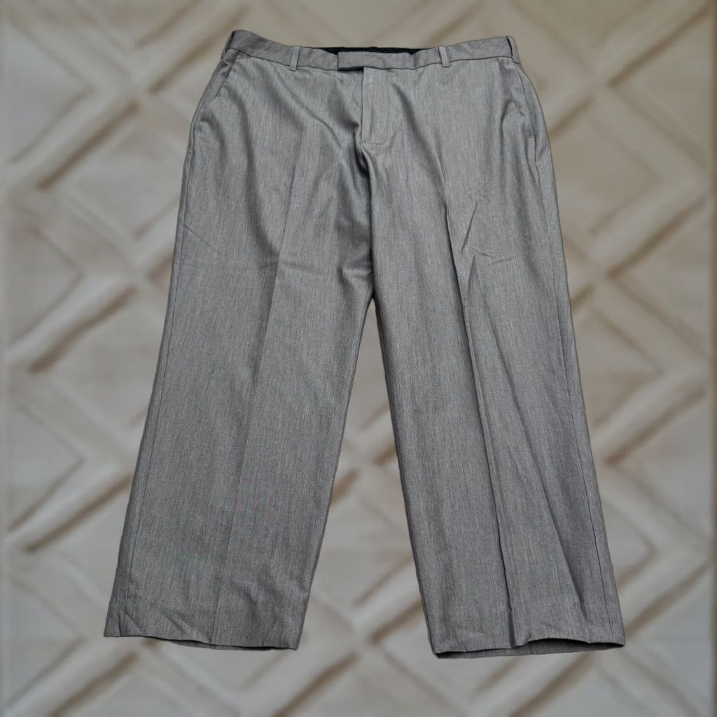 Van Heusen Van Heusen Dress Pants Mens 36 Waist Gray Flat Front Straight Leg Workwear Dress Pants Size US 36 / EU 52 - 1 Thumbnail