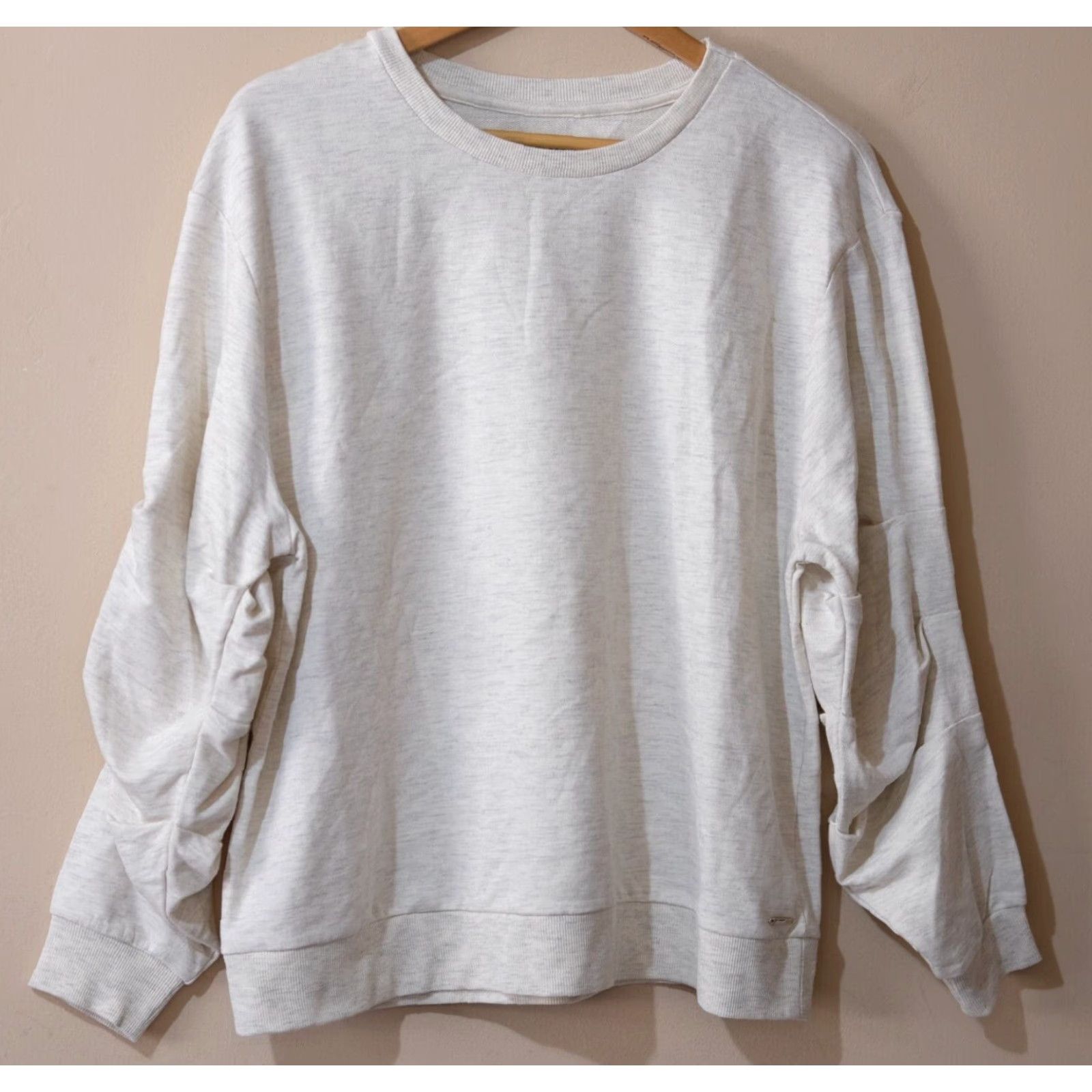 Vintage NWOT Black Rivet Pullover Sweatshirt Beige Crew Neck Women's L Sweatshirt Size L / US 10 / IT 46 - 2 Thumbnail