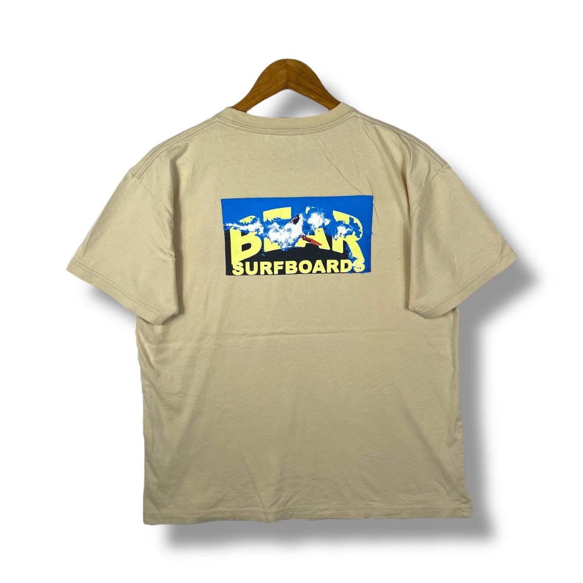 Vintage Vintage BEAR SURFBOARDS Surfer Graphic Surf Tee Shirt Large Size US L / EU 52-54 / 3 - 1 Thumbnail