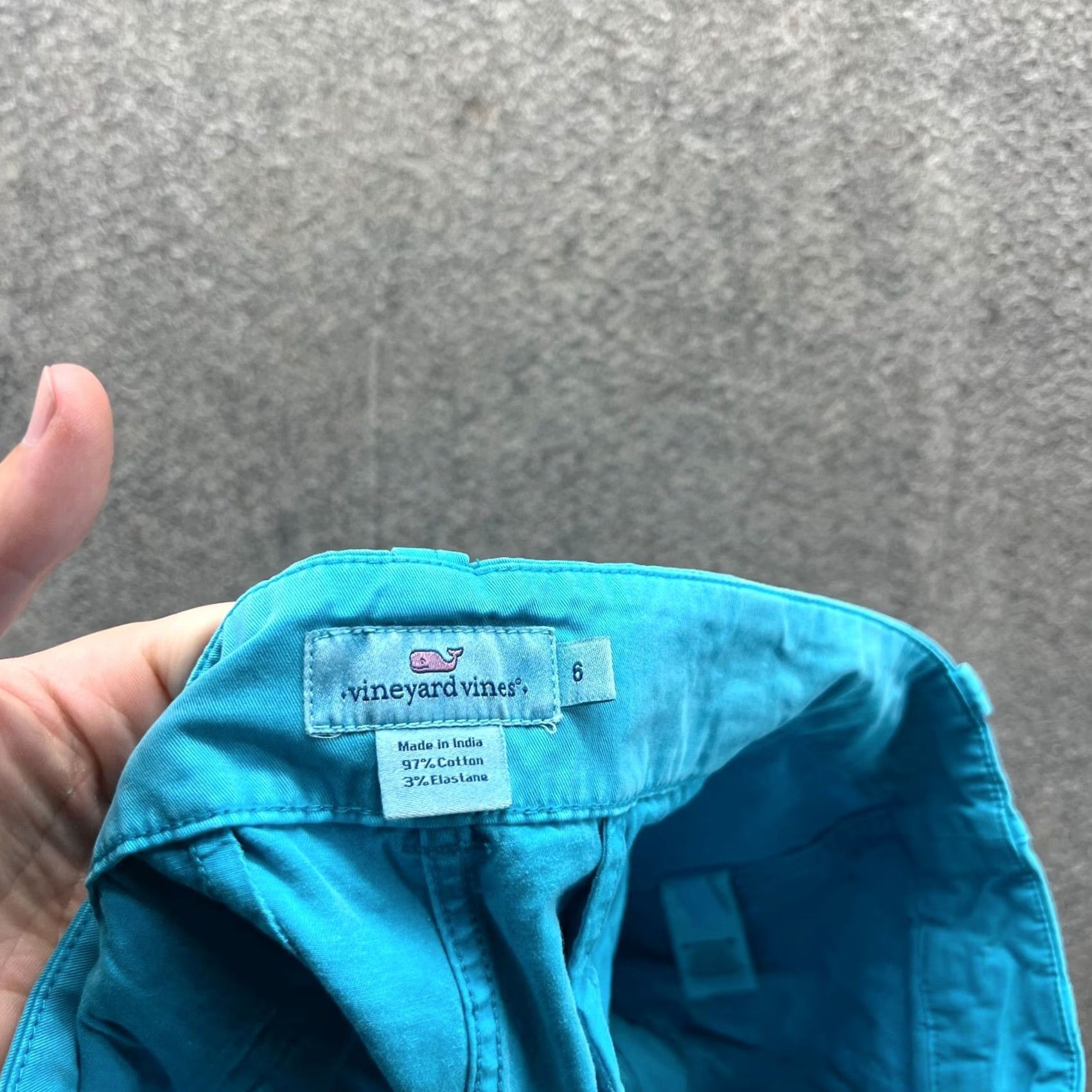 Vineyard Vines Vineyard Vines Shorts Womens 6 Light Blue Chino Flat Front Cotton Canvas Short, Regular Rise, 34 in Waist, Blue, 6, Chino, Casual Size 28" / US 6 / IT 42 - 5 Thumbnail