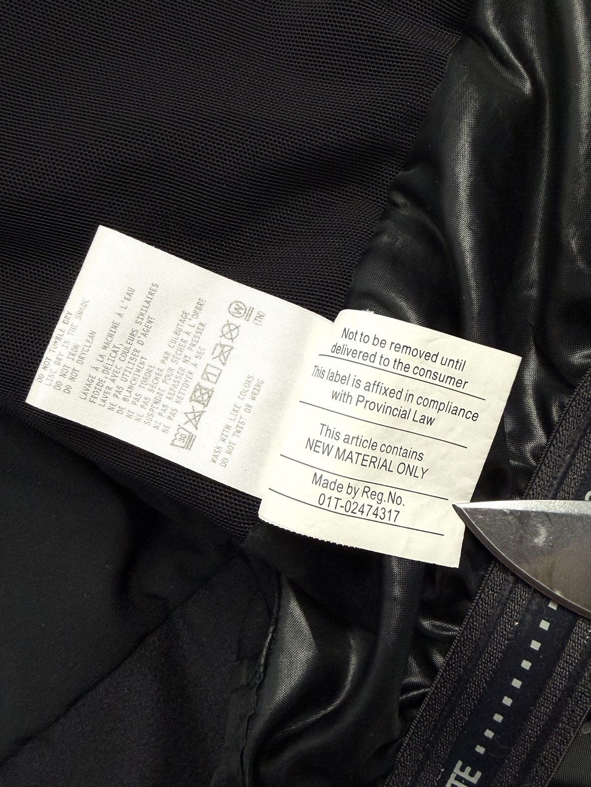 Descente Descente Ski Jacket Waterproof 20K Alpine Outdoor Gorpcore Size US L / EU 52-54 / 3 - 23 Thumbnail